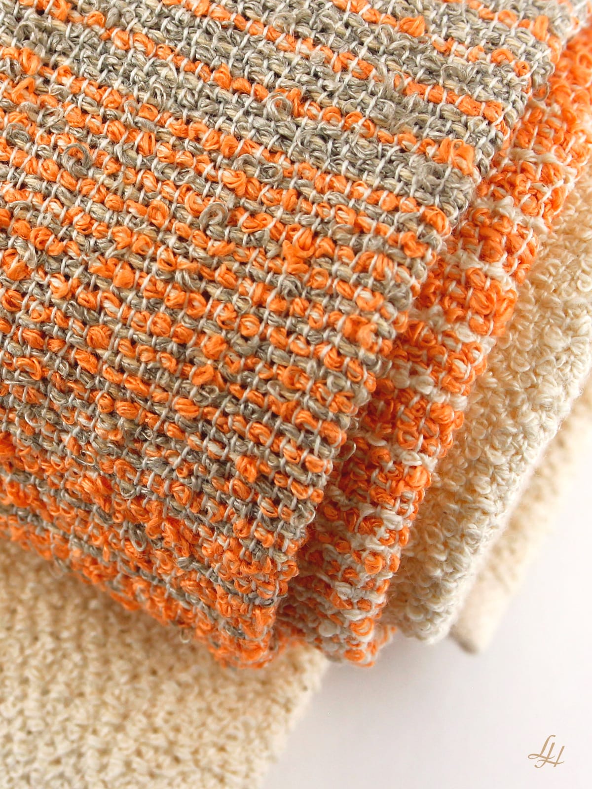 2-Zonen-Massagetuch aus Leinenfrotté in Farbe Lachs im Detail