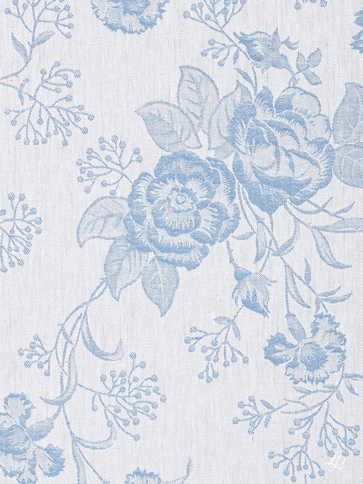Hellblaues Blumenmuster auf Weiß, gefertigt aus europäischem Leinen. Diese Tischdecke aus Leinen bietet ein zartes, symmetrisches Design.