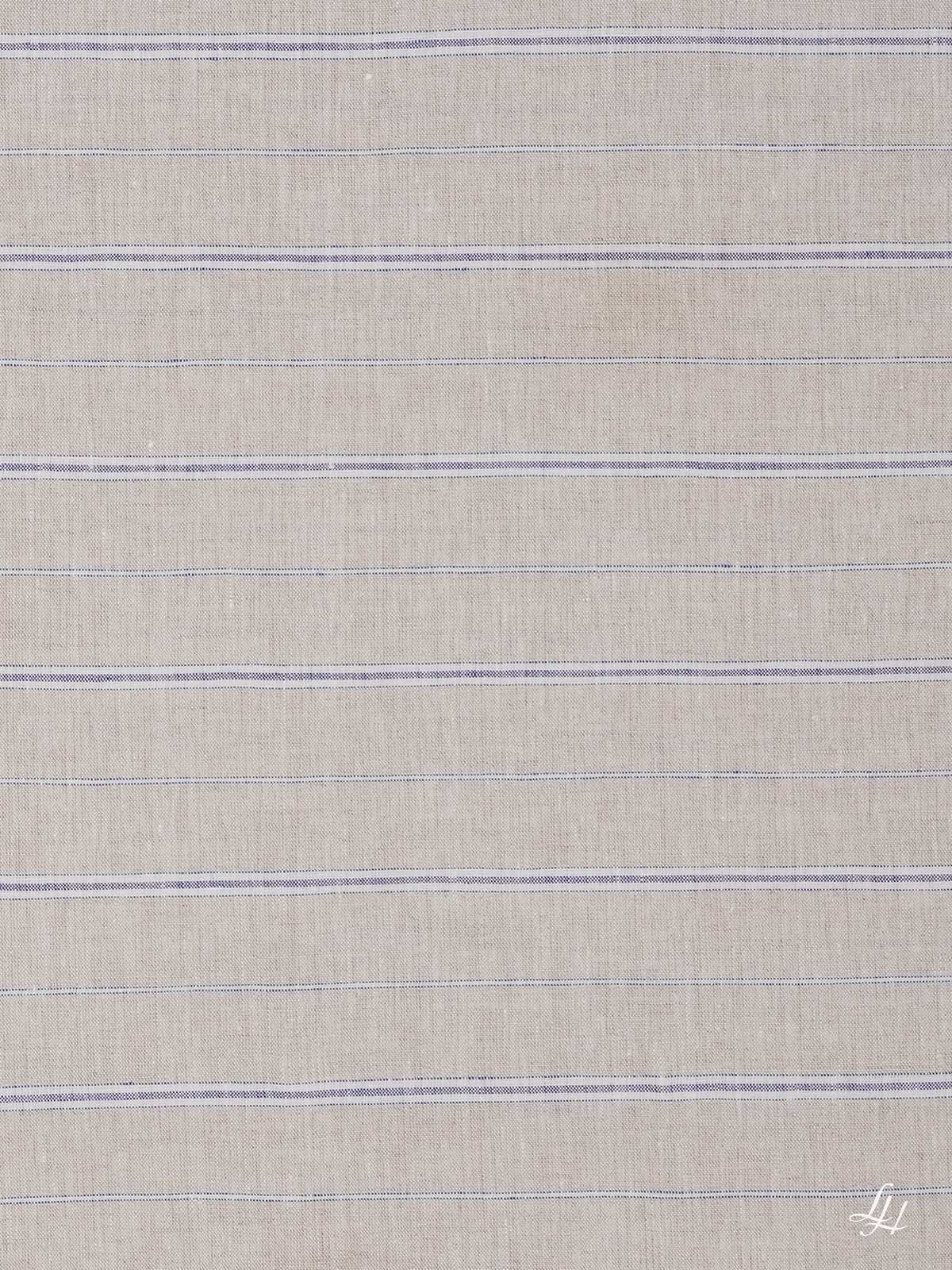 Hellbeige Bettbezug Streifen mit dünnen blauen Linien aus europäischem Flachs - schlicht und zeitlos.